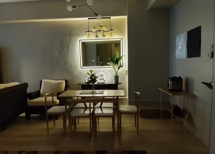 Apartment Amazing 1 5br Unit Connected To Eastwood Mall Manila