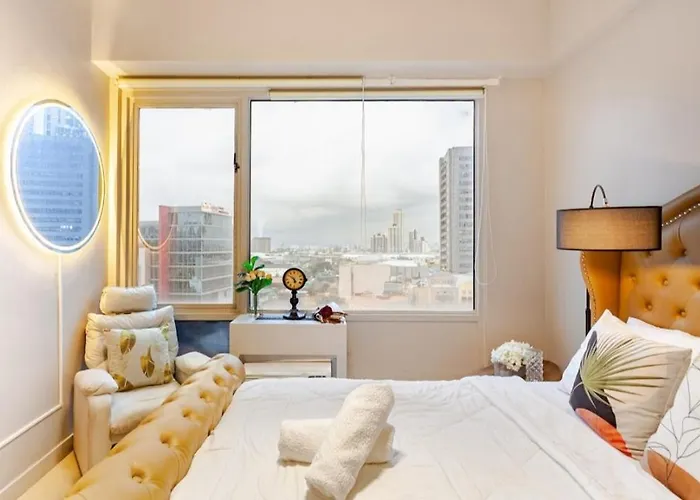 Amazing 1 5br Unit Connected To Eastwood Mall Manila