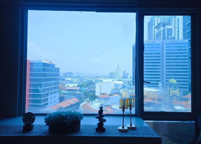 Amazing 1 5br Unit Connected To Eastwood Mall *